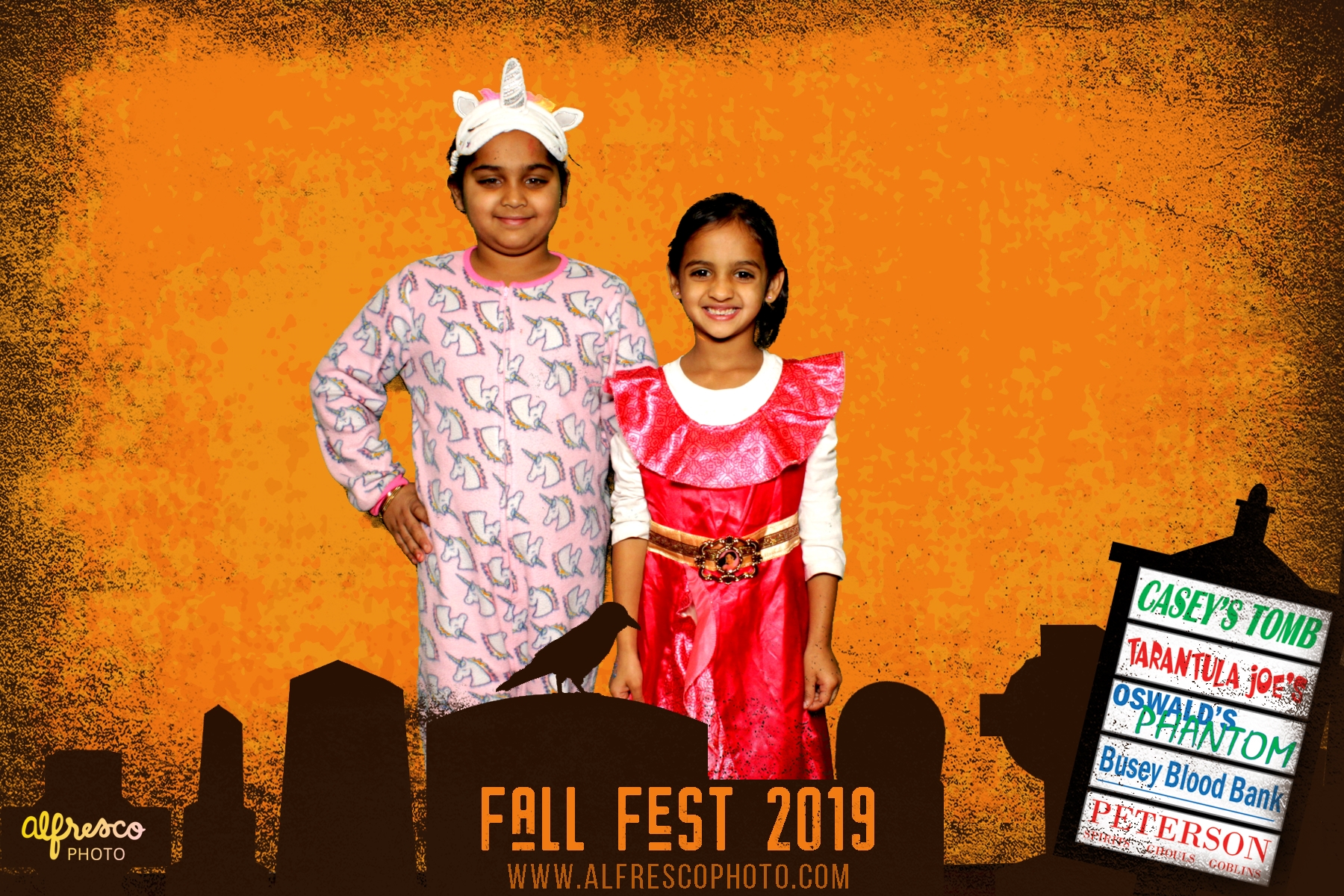 Naper Plaza Fall Fest | View more photos from the event at events.alfrescophoto.com/u/AlfrescoPhoto/Naper-Plaza-Fall-Fest